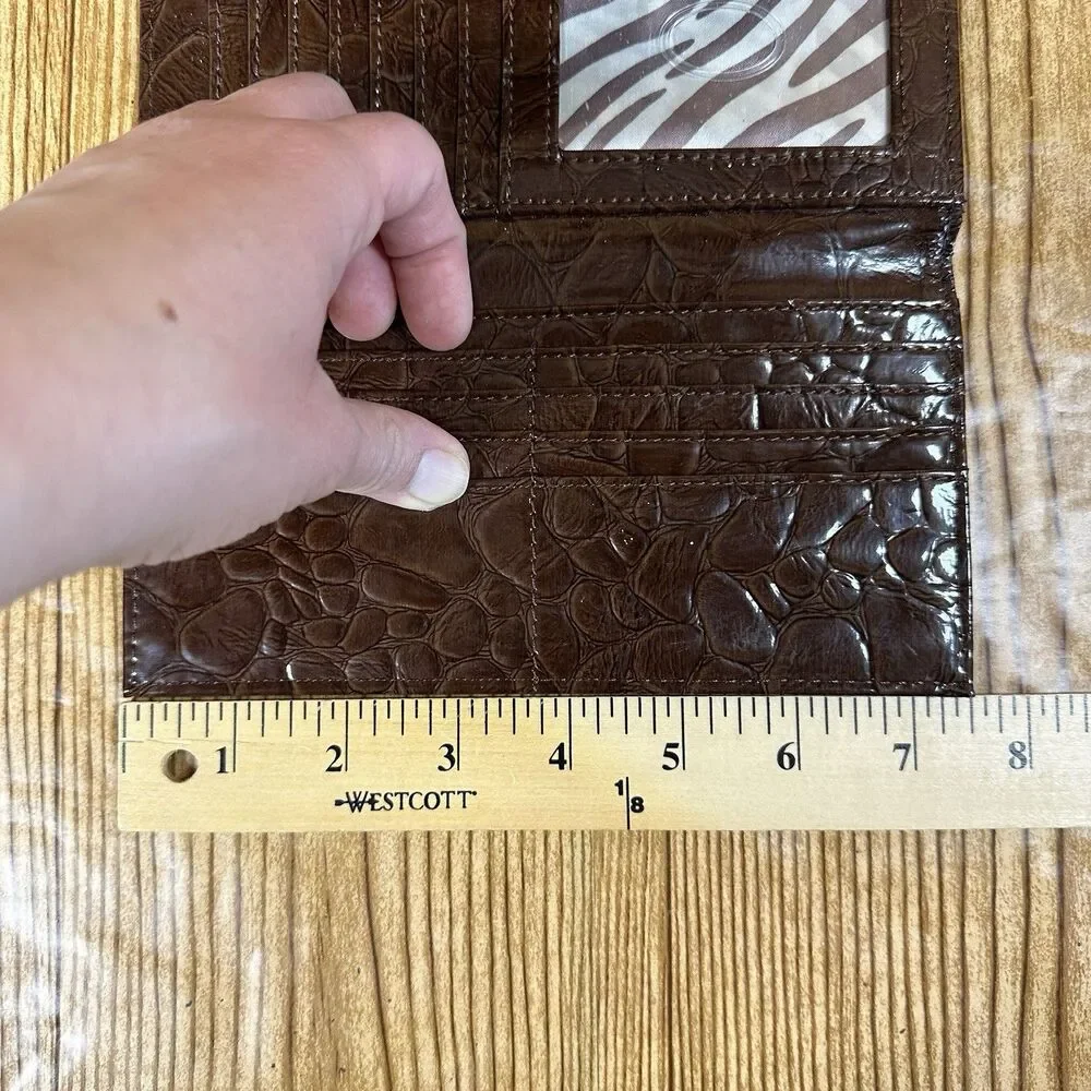 Guess Trifold Wallet Embossed Faux Crocodile‎ Leather Brown Organizer